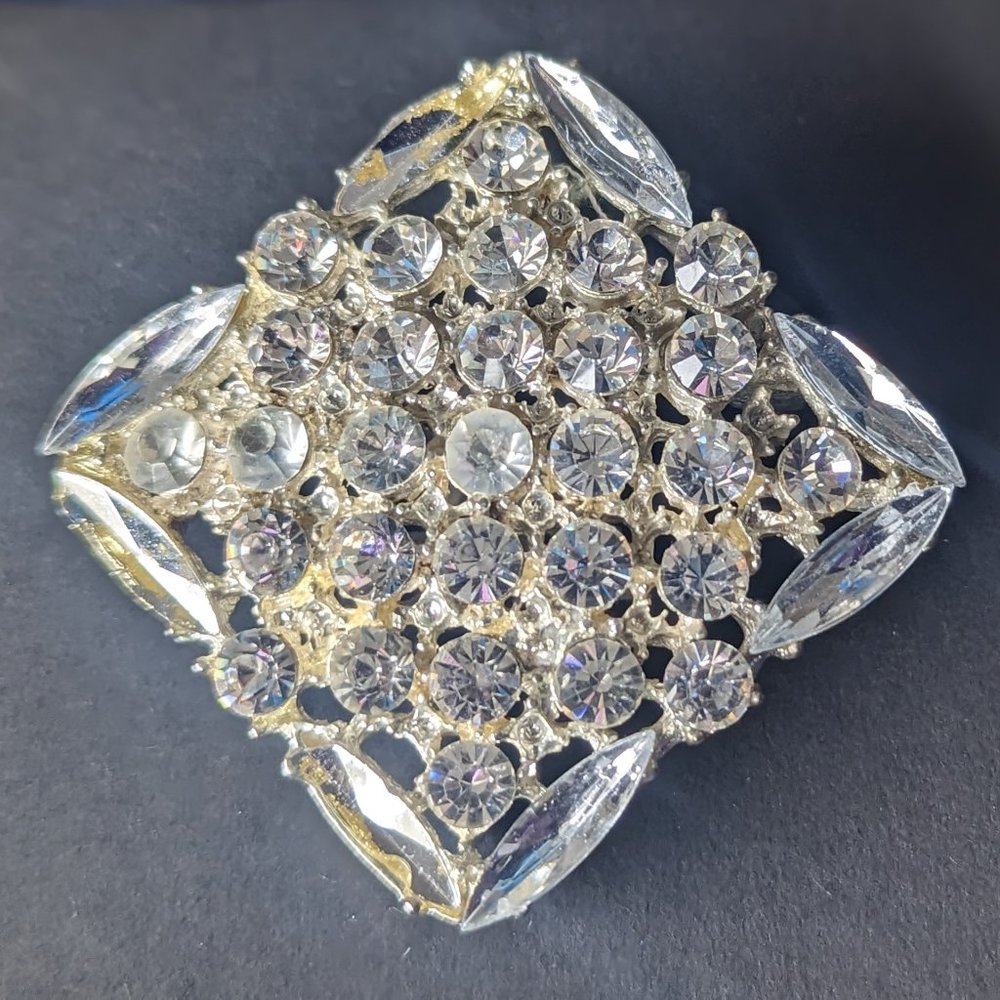 💜✨Vintage Sparkling Rhinestone Brooch Pin - Picture 1 of 4